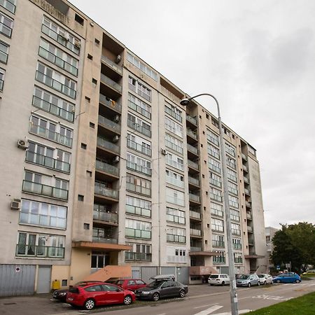 Apartman Kris Загреб Экстерьер фото